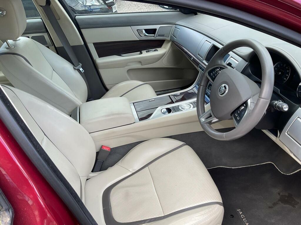 Jaguar XF 3.0D V6 Portfolio Euro 5 S S Red #5