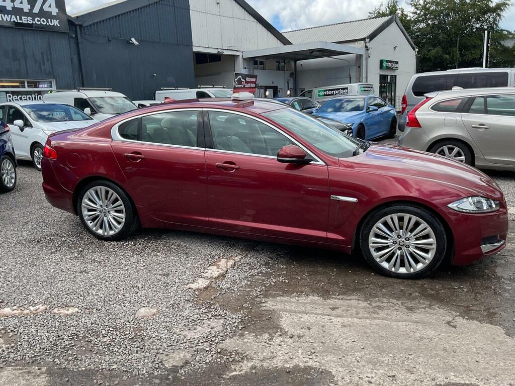 Jaguar XF D V6 Premium Silver #63