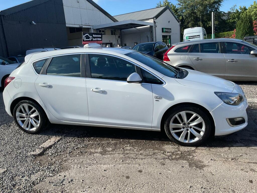 Vauxhall Astra Design Black #59