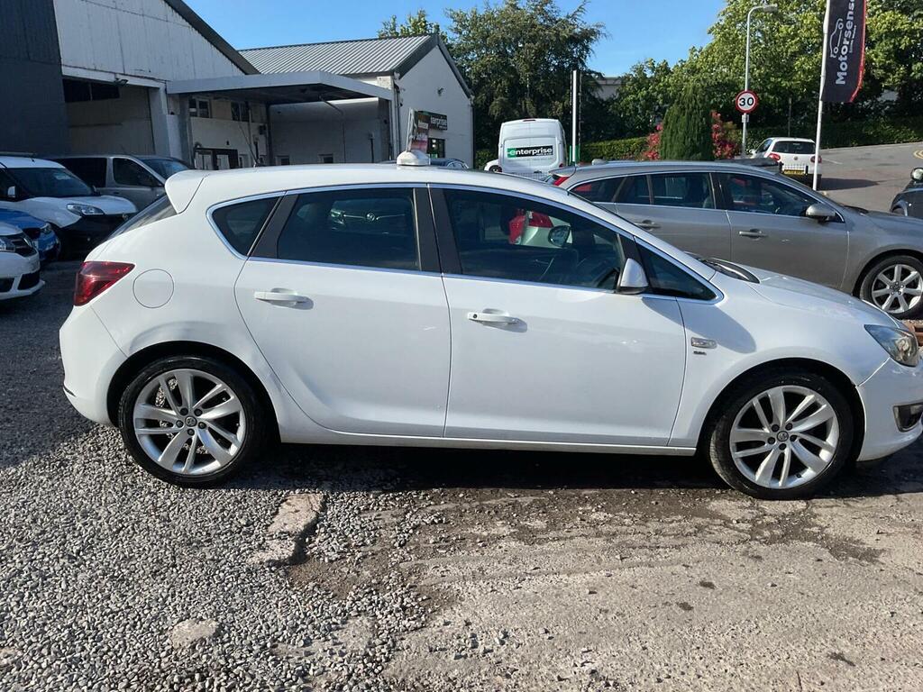 Vauxhall Astra Design Black #64