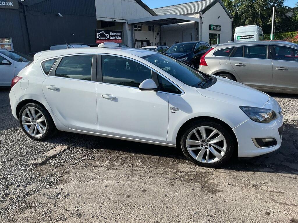 Vauxhall Astra Design Black #60