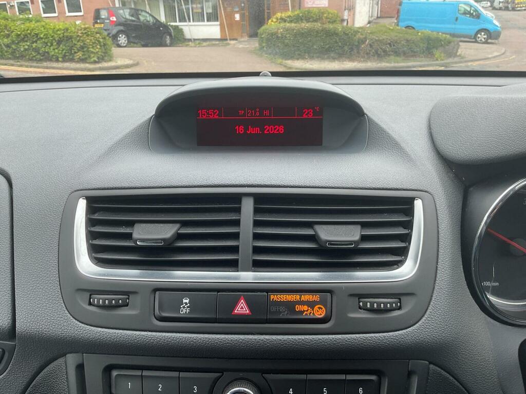 Vauxhall Mokka 1.6 Tech Line Ss 114 Bhp White #20
