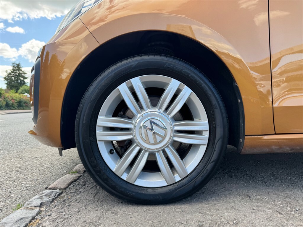 Volkswagen Up 1.0 High Up Silver #18
