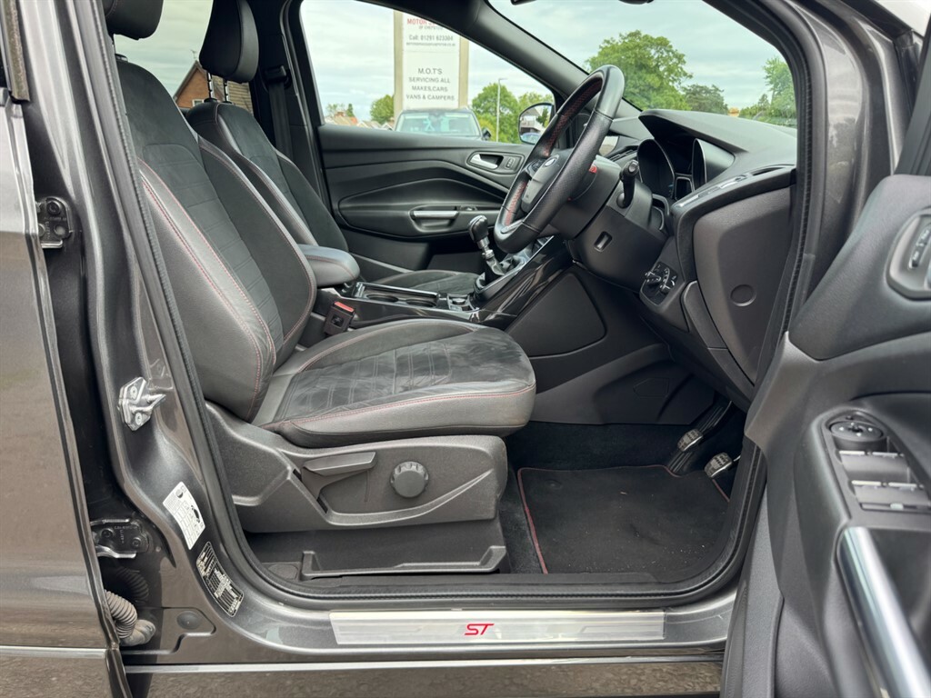 Ford Kuga St-line Tdci