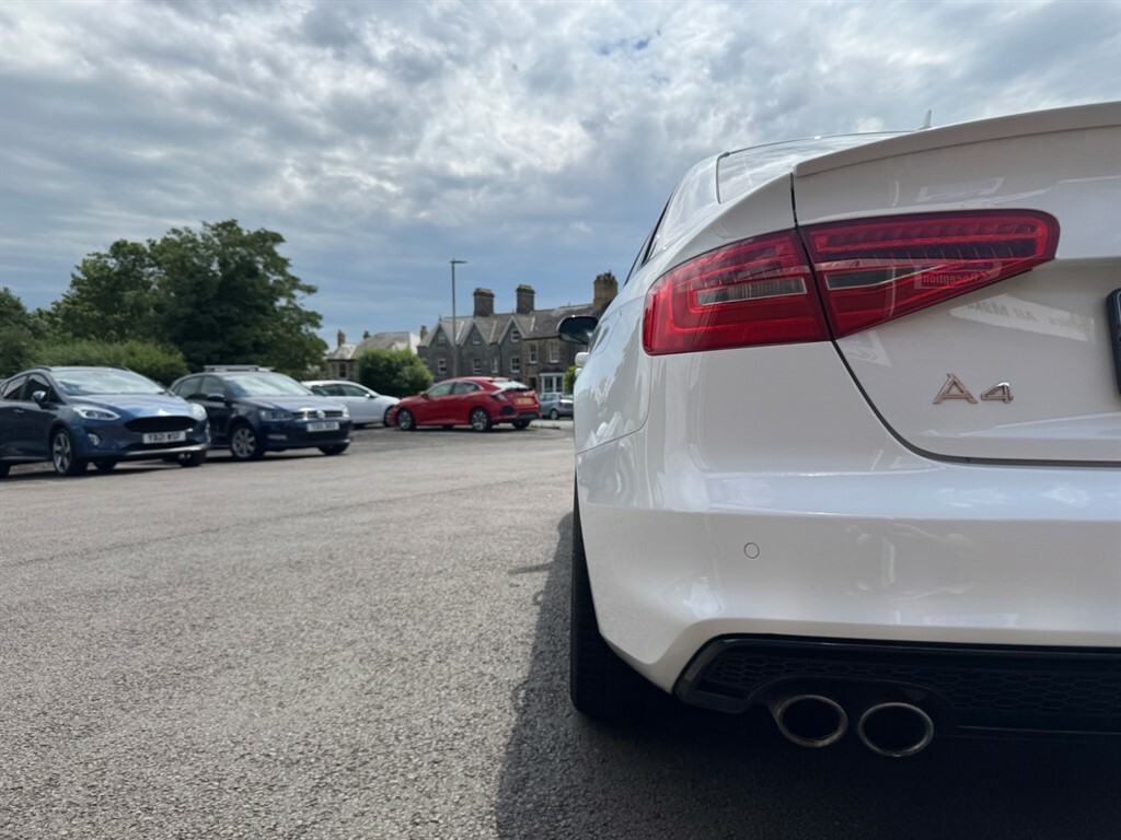 Audi A4 2.0 Tdi S Line Saloon Euro 5 S Silver #35