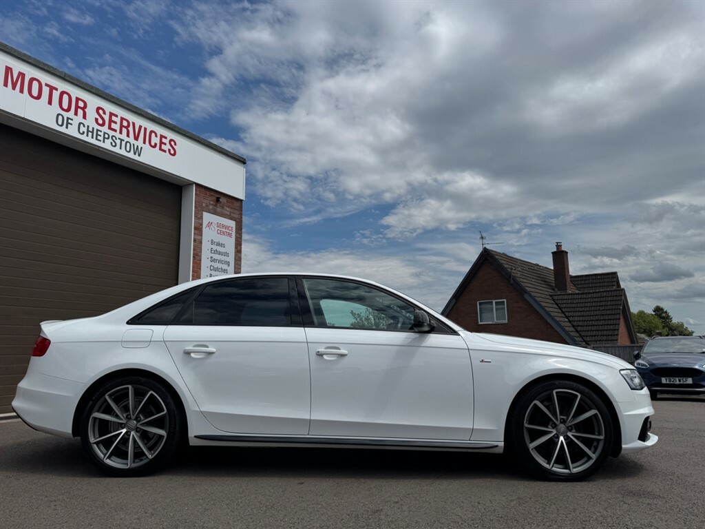 Audi A4 Tdi S Line Black Edition Nav  #4