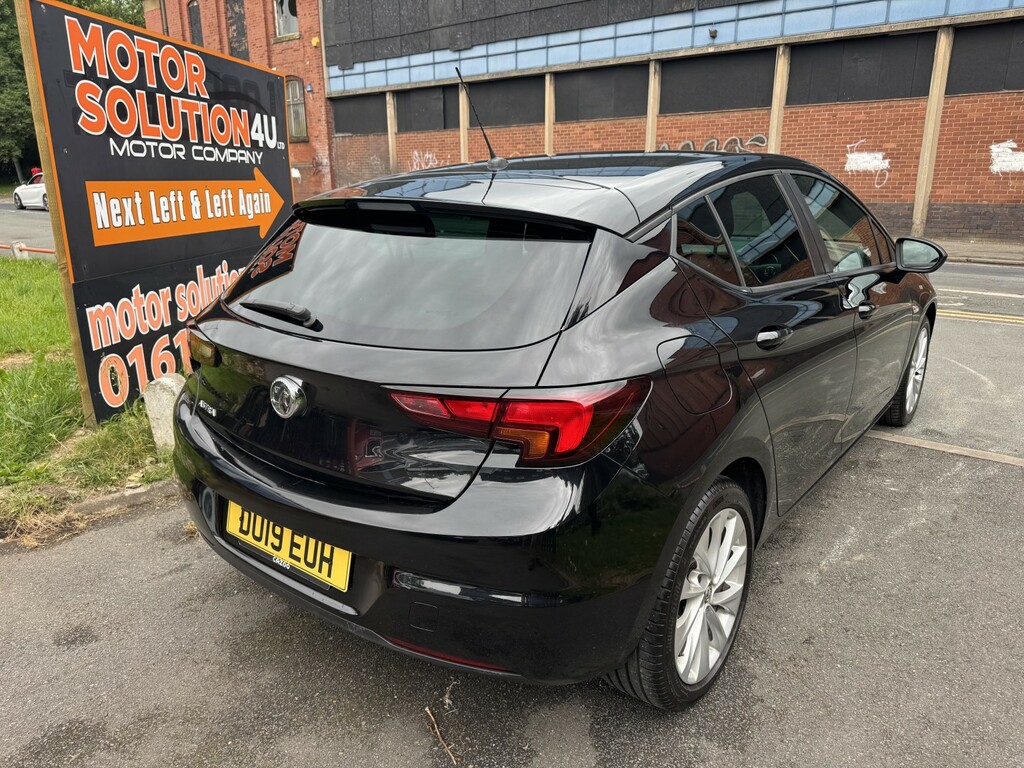 Vauxhall Astra Hatchback 1.4 I Turbo Design 201919 DU19EUH Black #2