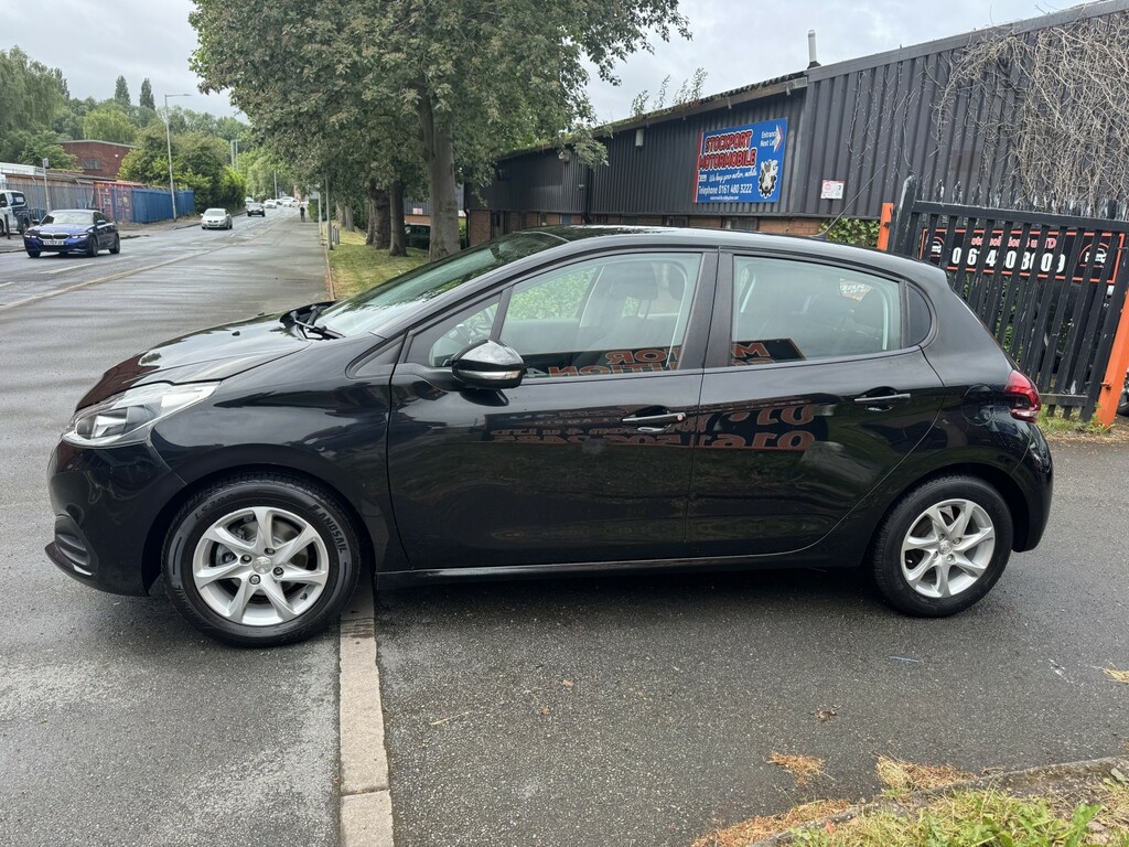 Peugeot 208 1.2 Puretech Active ML67GAX Black #6