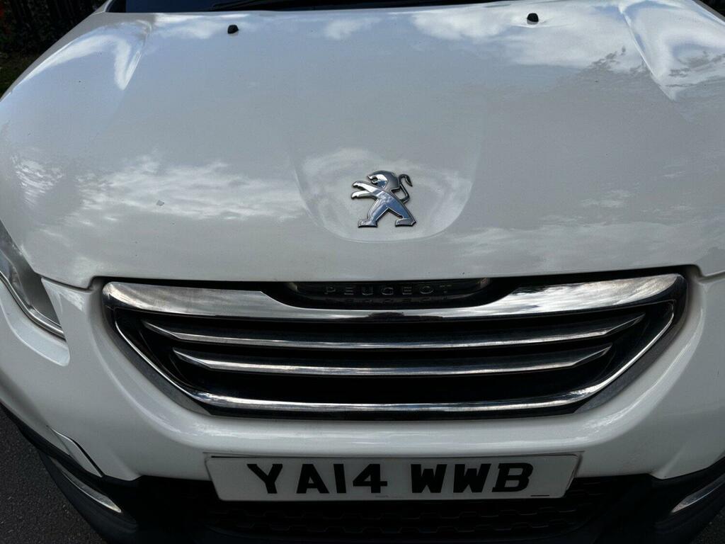 Peugeot 2008 Allure Black #7