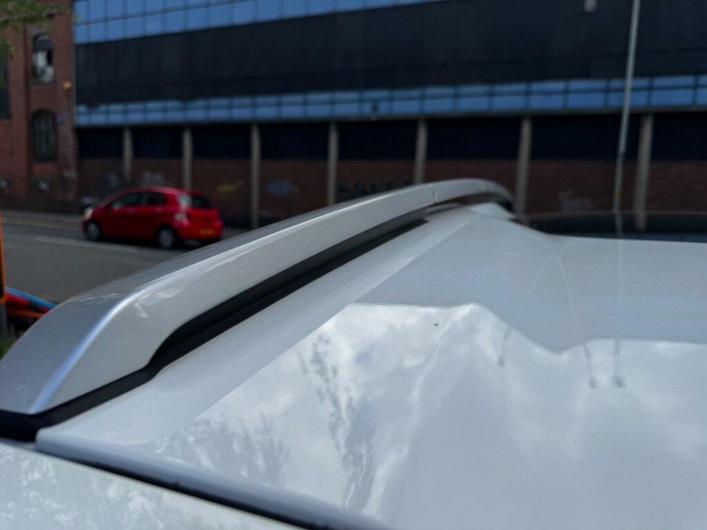 Peugeot 2008 Allure Black #70