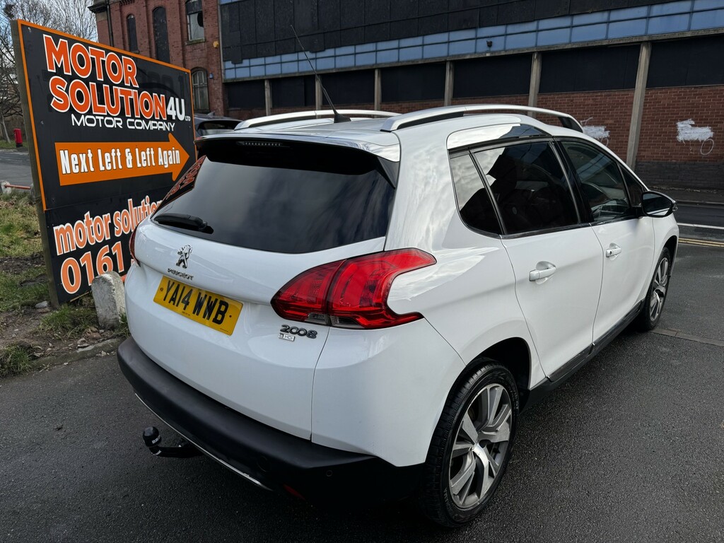 Peugeot 2008 1.6 E-hdi Feline White #2