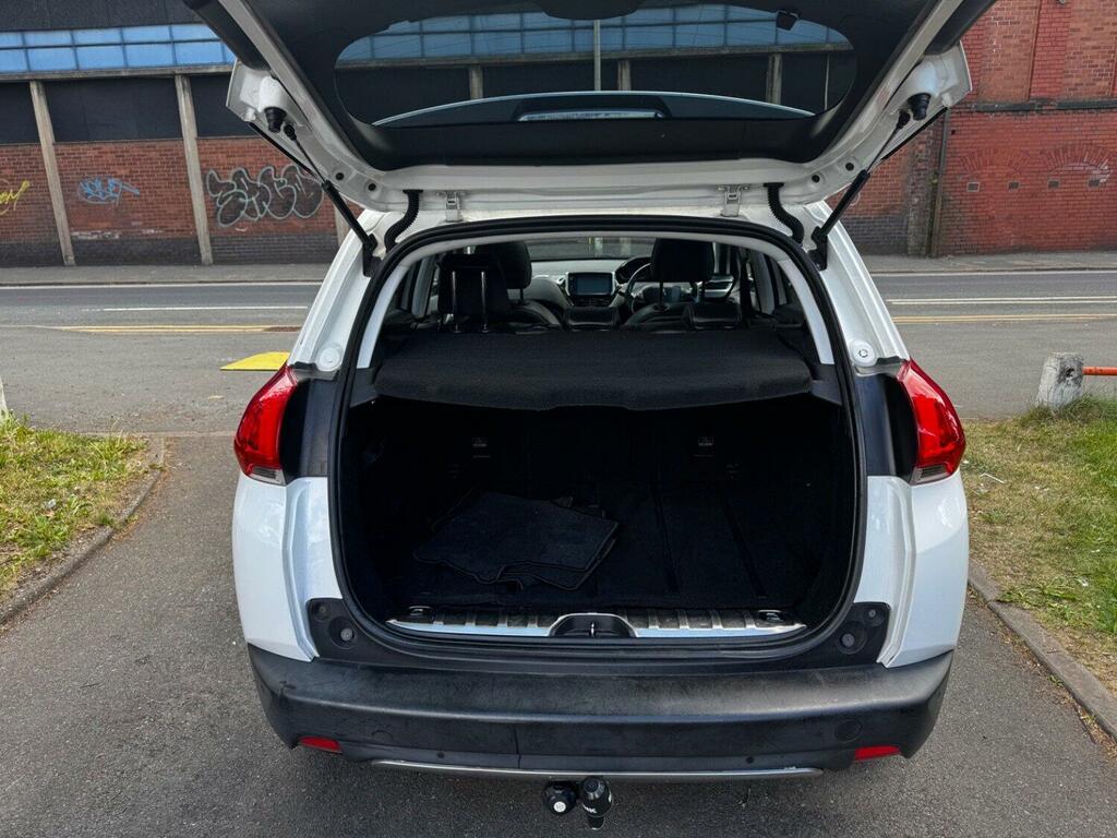 Peugeot 2008 Allure Black #81
