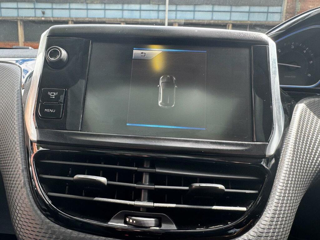 Peugeot 2008 Allure Black #40