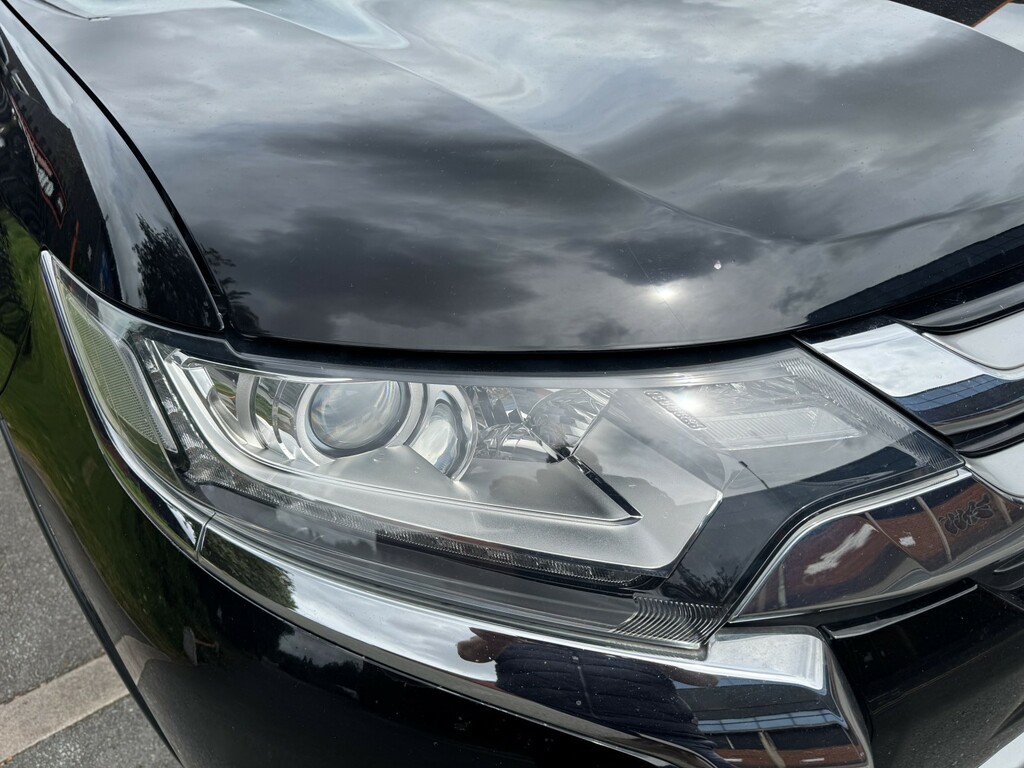 Mitsubishi Outlander 2.2 Di-d 4 White #61