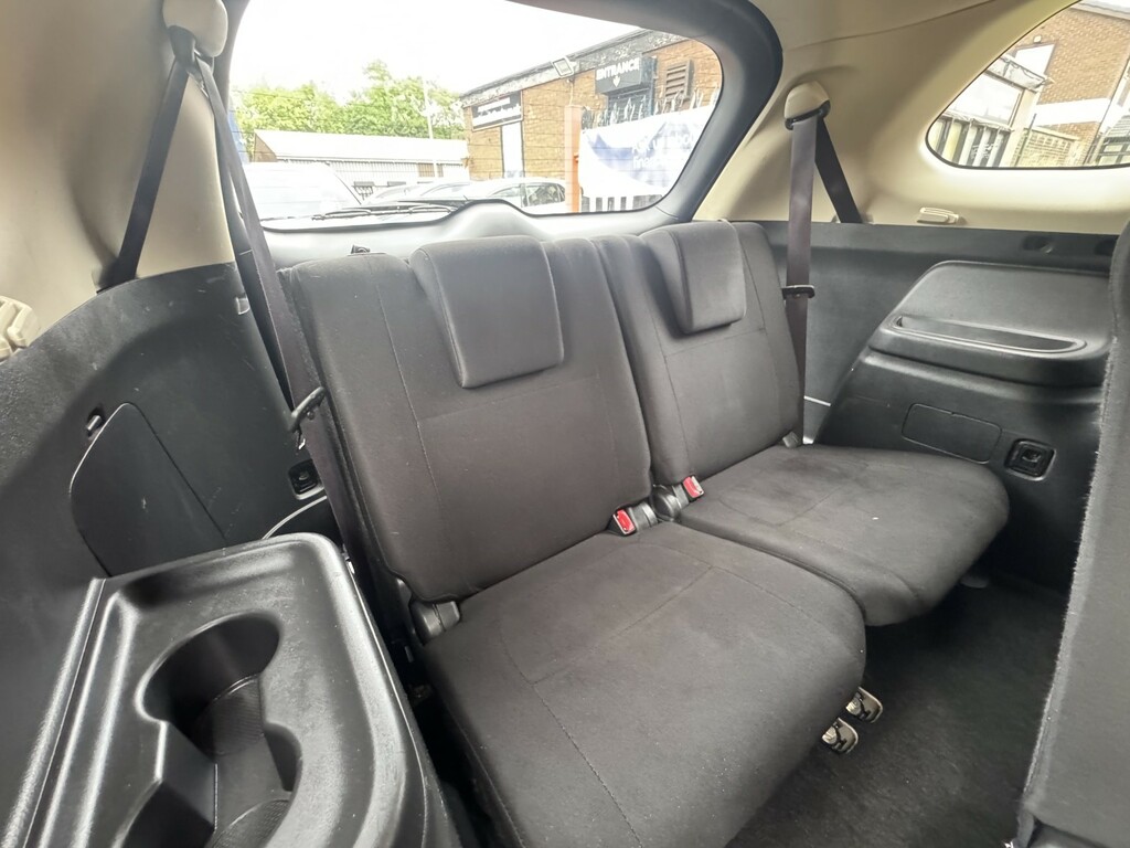 Mitsubishi Outlander 2.2 Di-d 4 White #39