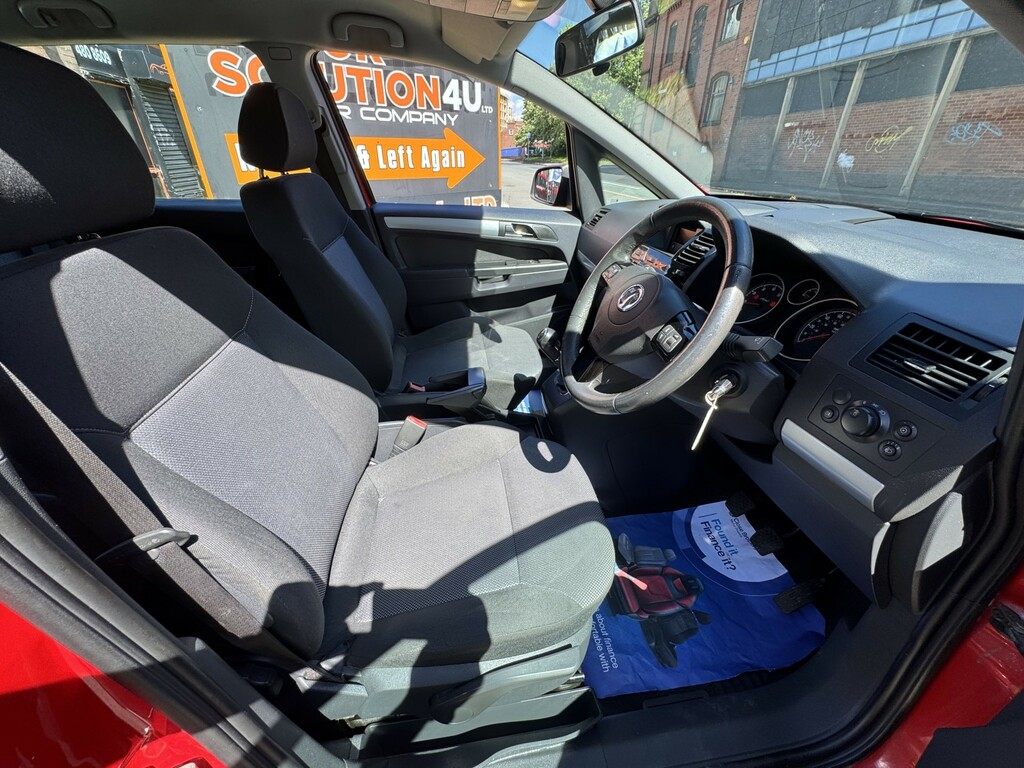 Vauxhall Zafira Exclusiv Black #28