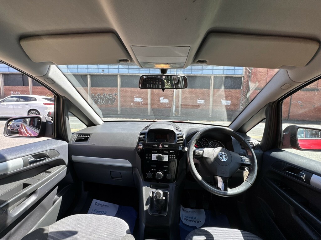 Vauxhall Zafira Exclusiv Black #37