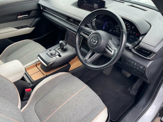 Mazda MX-30 2021 35.5Kwh First Edition Suv White #4