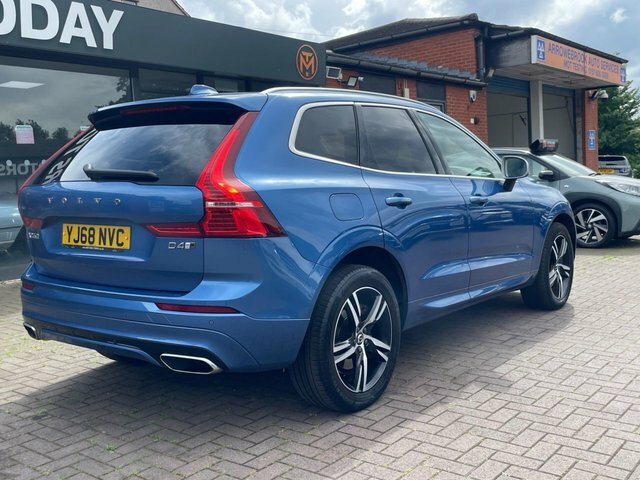 Volvo XC60 2018 2.0 D4 R-design Suv Awd Euro Blue #3