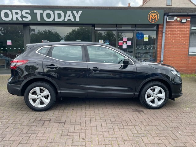Nissan Qashqai 2019 1.5 Dci Acenta Premium Suv Black #4