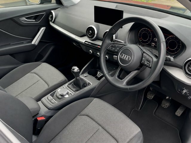 Audi Q2 2022 1.0 Tfsi 30 Sport Suv Euro Black #2