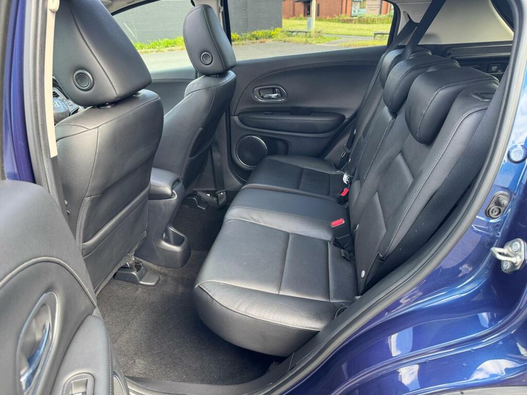 Honda Hr-V  Red #19
