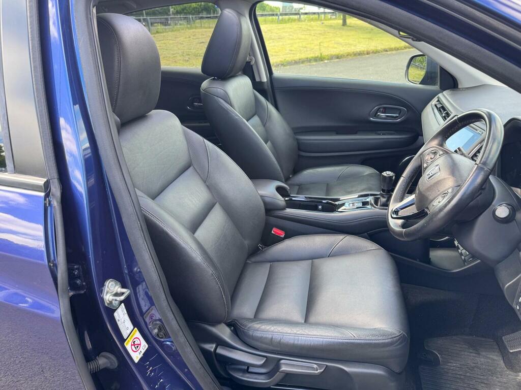 Honda Hr-V  Red #15