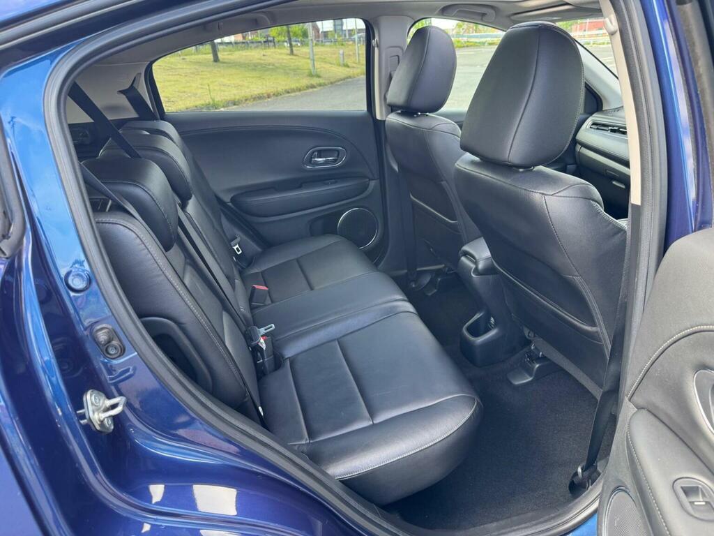 Honda Hr-V  Red #18