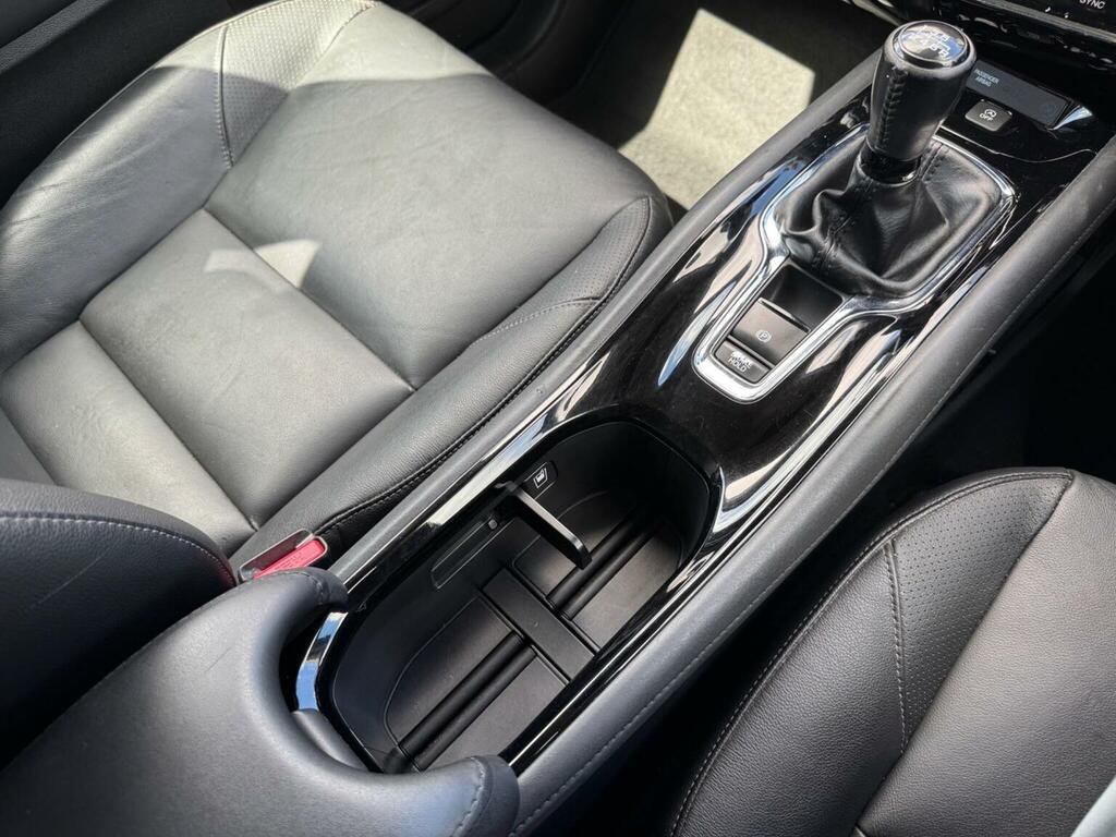 Honda Hr-V  Red #26