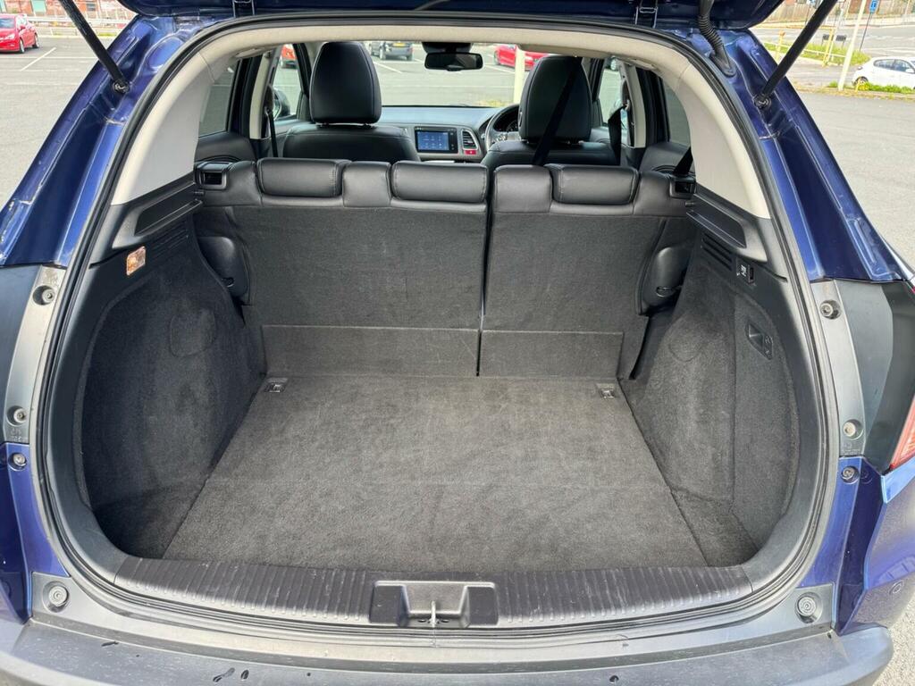 Honda Hr-V  Red #31