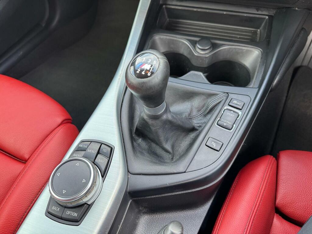 BMW 2 Series 218I Se Step White #31