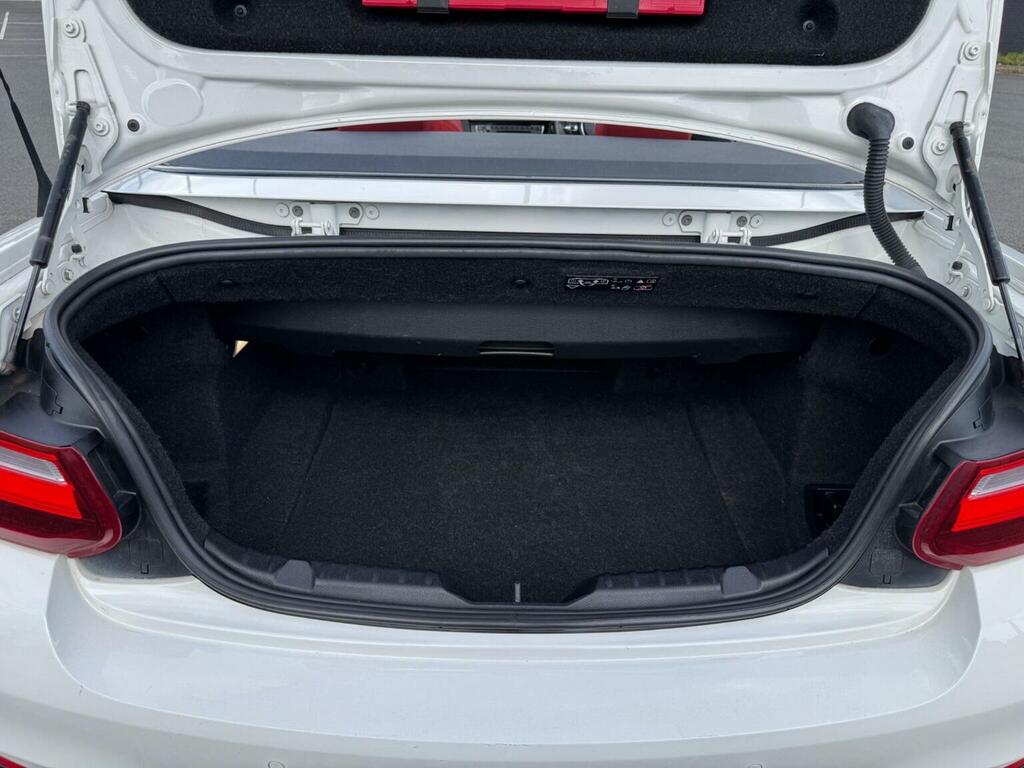 BMW 2 Series 218I Se Step White #38