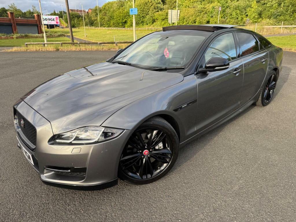 Jaguar XJ Saloon Grey #51