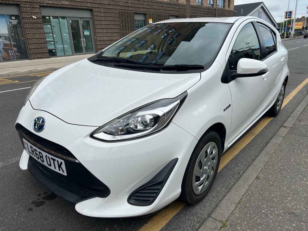 Toyota Aqua   #3