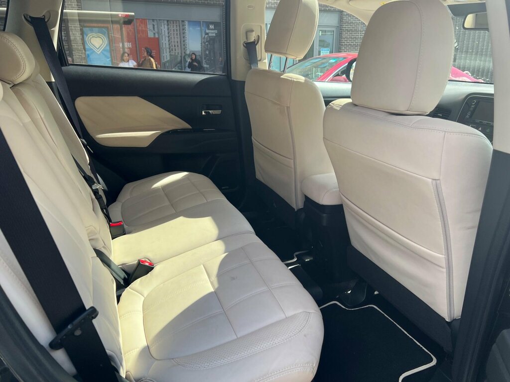 Mitsubishi Outlander 4H Grey #11
