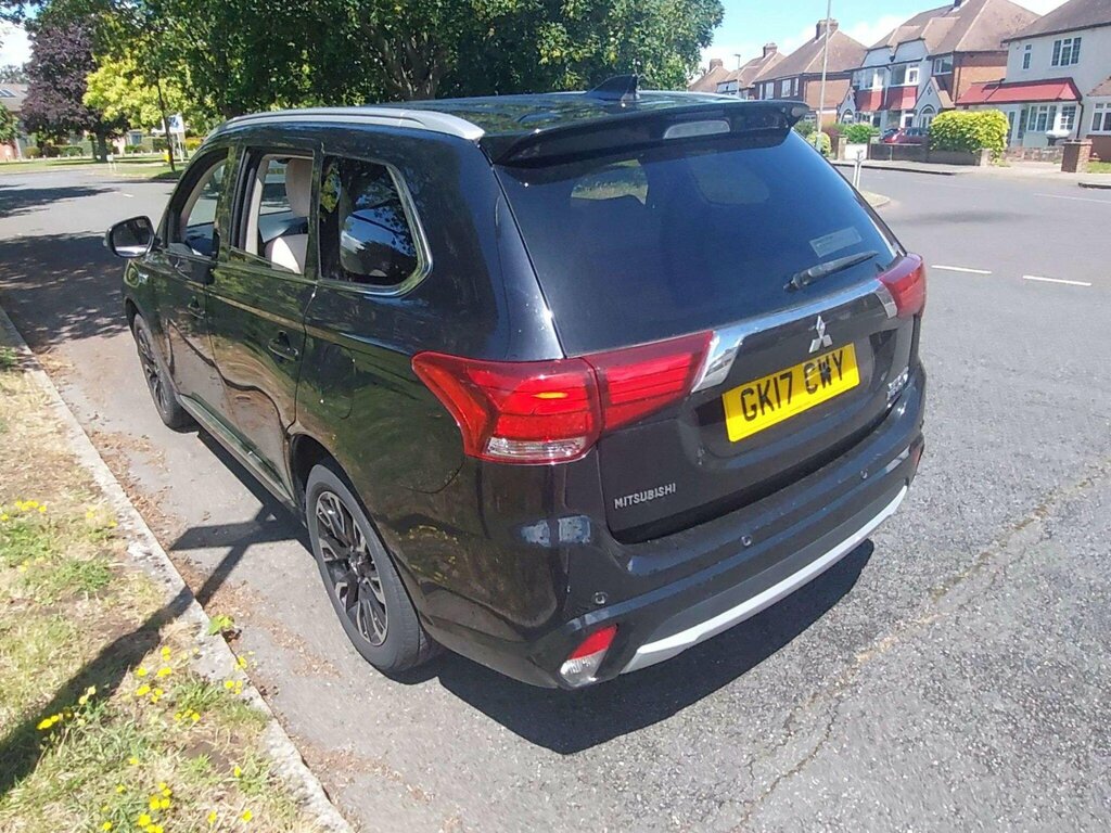 Mitsubishi Outlander 2.0H 12Kwh 5Hs Cvt 4Wd Euro 6 Ss Black #6