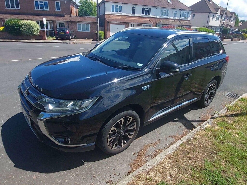 Mitsubishi Outlander 2.0H 12Kwh 5Hs Cvt 4Wd Euro 6 Ss Black #2