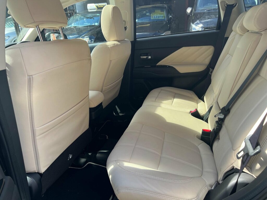 Mitsubishi Outlander 4H Grey #12