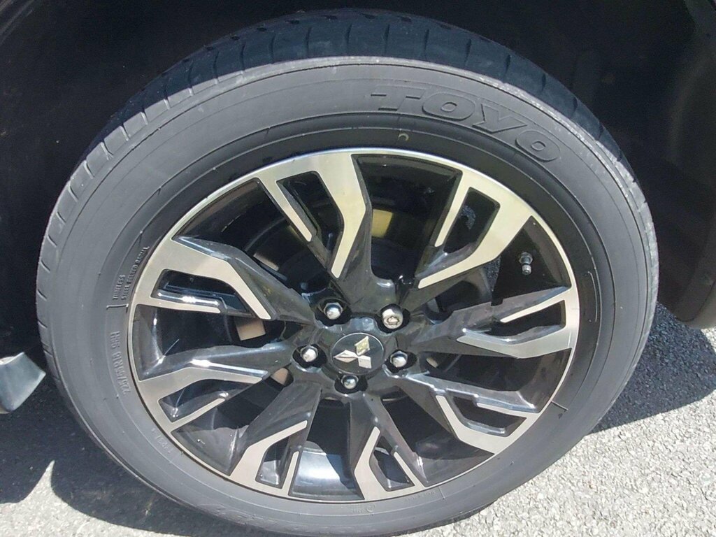 Mitsubishi Outlander Phev 4H White #15