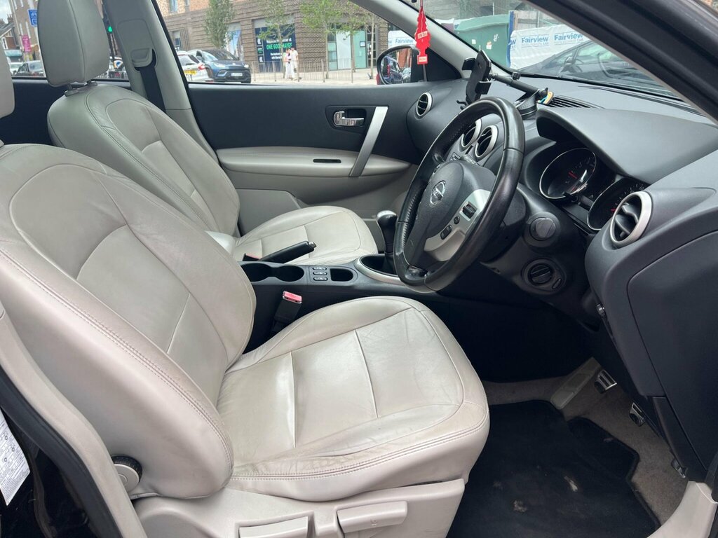 Nissan Qashqai+2 1.6 Tekna 2Wd Euro 5 Black #2