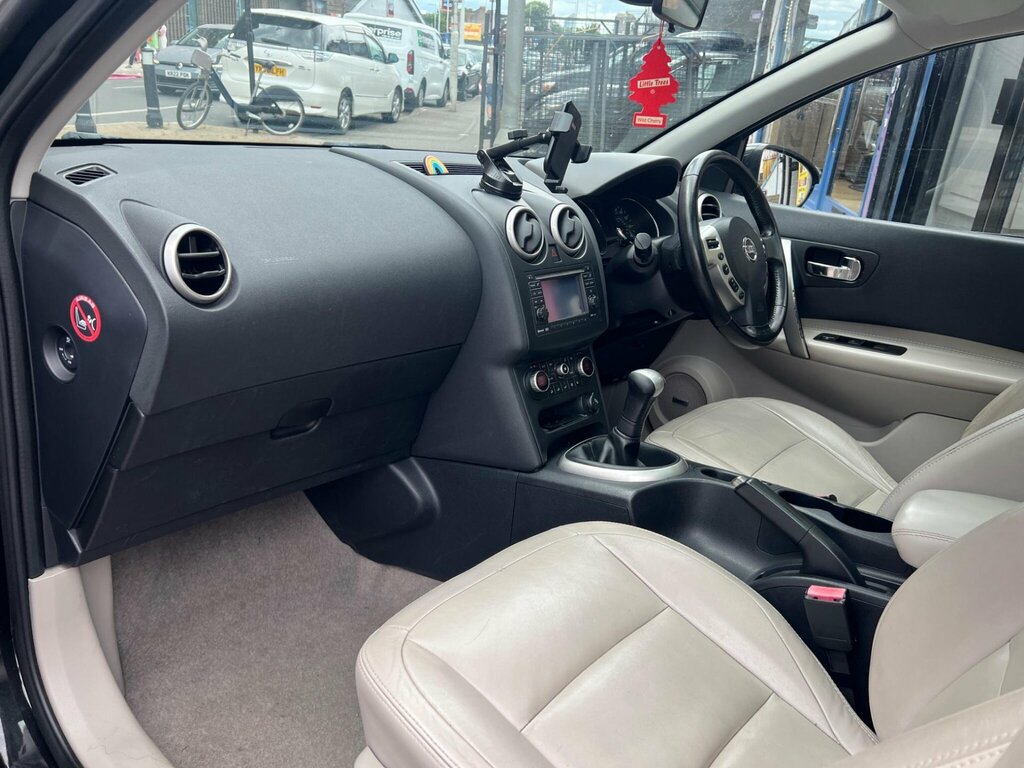 Nissan Qashqai+2 1.5 Tekna Plus 2 Dci 110 Bhp Black #12