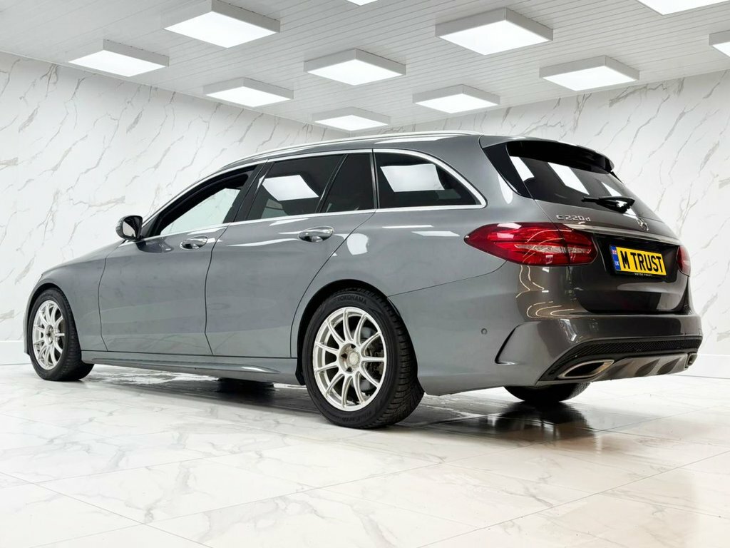 Mercedes-Benz C Class 2L Amg Line BN17YJW Grey #5
