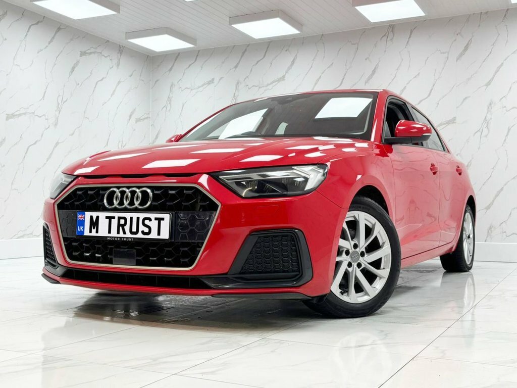 Audi A1 1L Sport SA19LKV Red #4