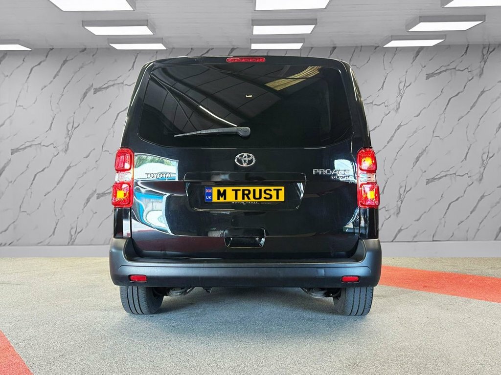 Toyota Proace Verso 1.6L Shuttle PJ18EKT Black #6