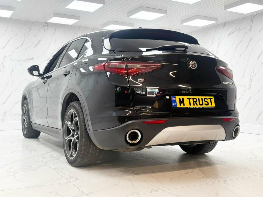 Alfa Romeo Stelvio 2L Speciale Black #6