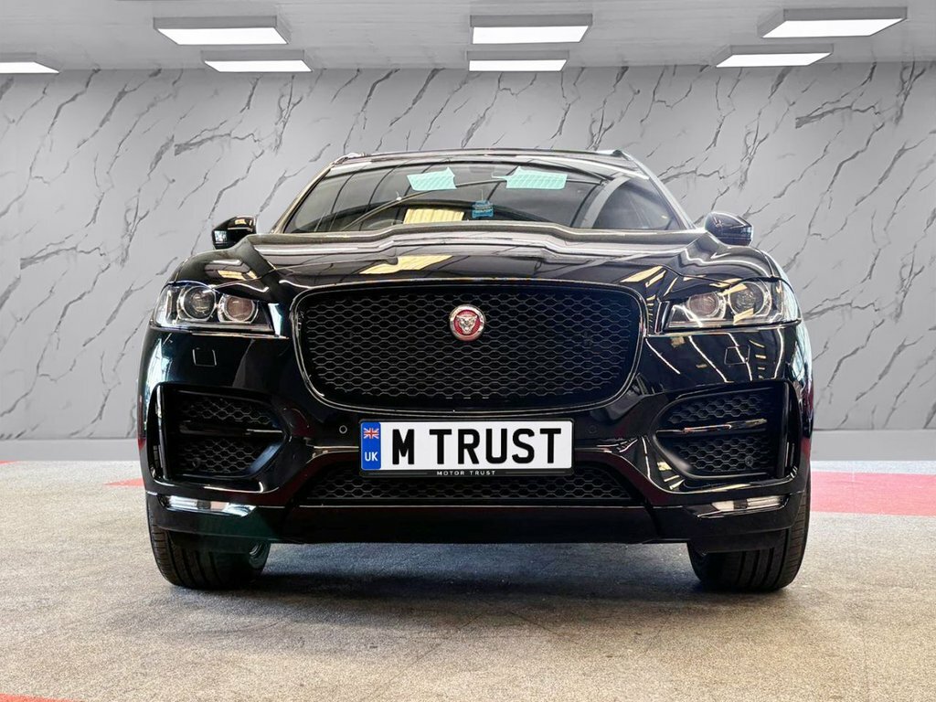 Jaguar F-Pace 2L R-sport RY68VMP Black #2