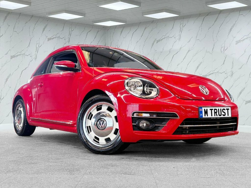 Volkswagen Beetle 1.2L Design Red #2
