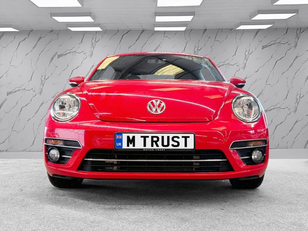 Volkswagen Beetle 1.2L Design Red #3