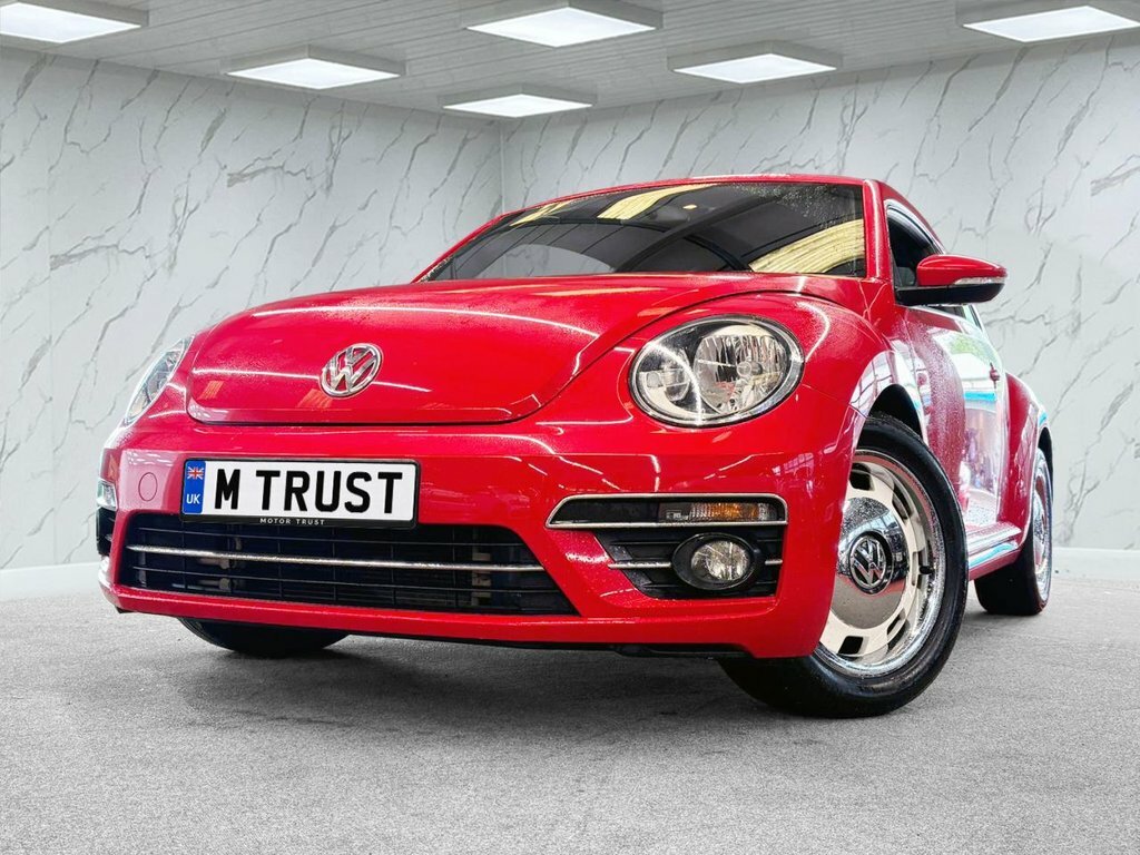Volkswagen Beetle 1.2L Design Red #4