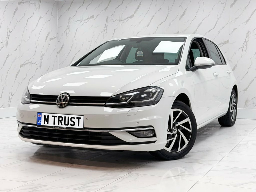 Volkswagen Golf 1L Match Edition GD69KFC White #5